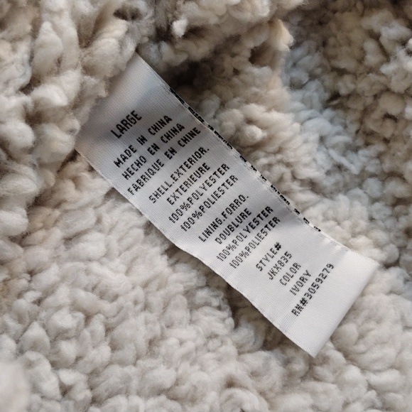 Thread & Supply furry fleece vest sz L beige/cream color - Picture 3 of 11